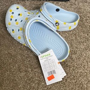 Brand new Daisy Crocs